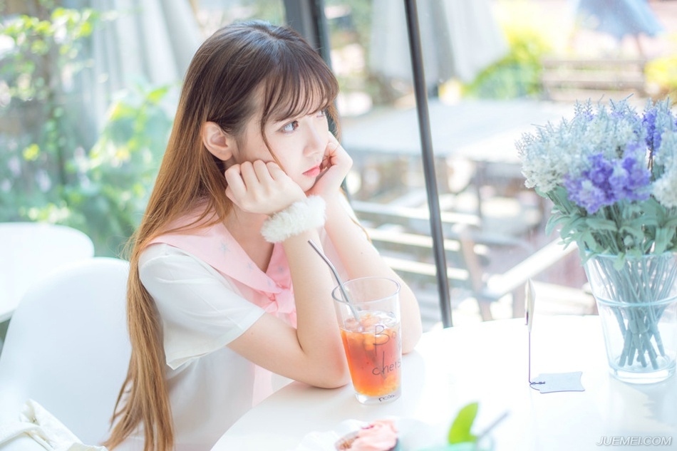 我很容易原谅人，但是我很记仇:原谅不代表我忘记。